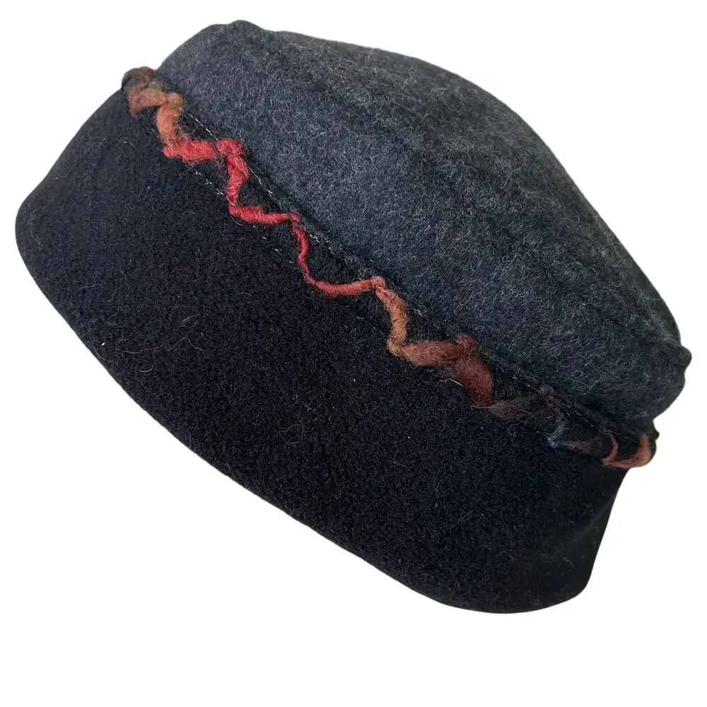 Vintage Woolrich Wool Cloche Hat Embroidered Boho Winter 90sY2K Artsy Black